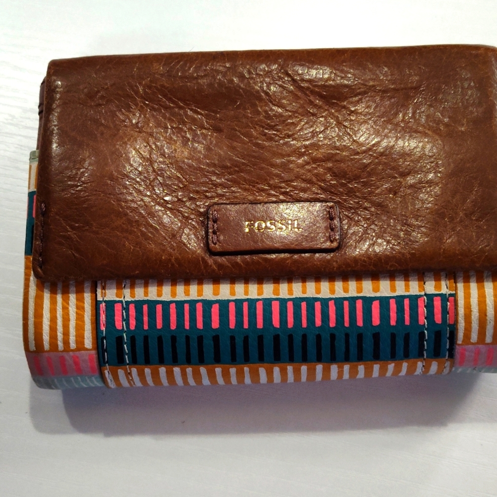 Fossil Multicolor Wallet - Picture 2 of 8